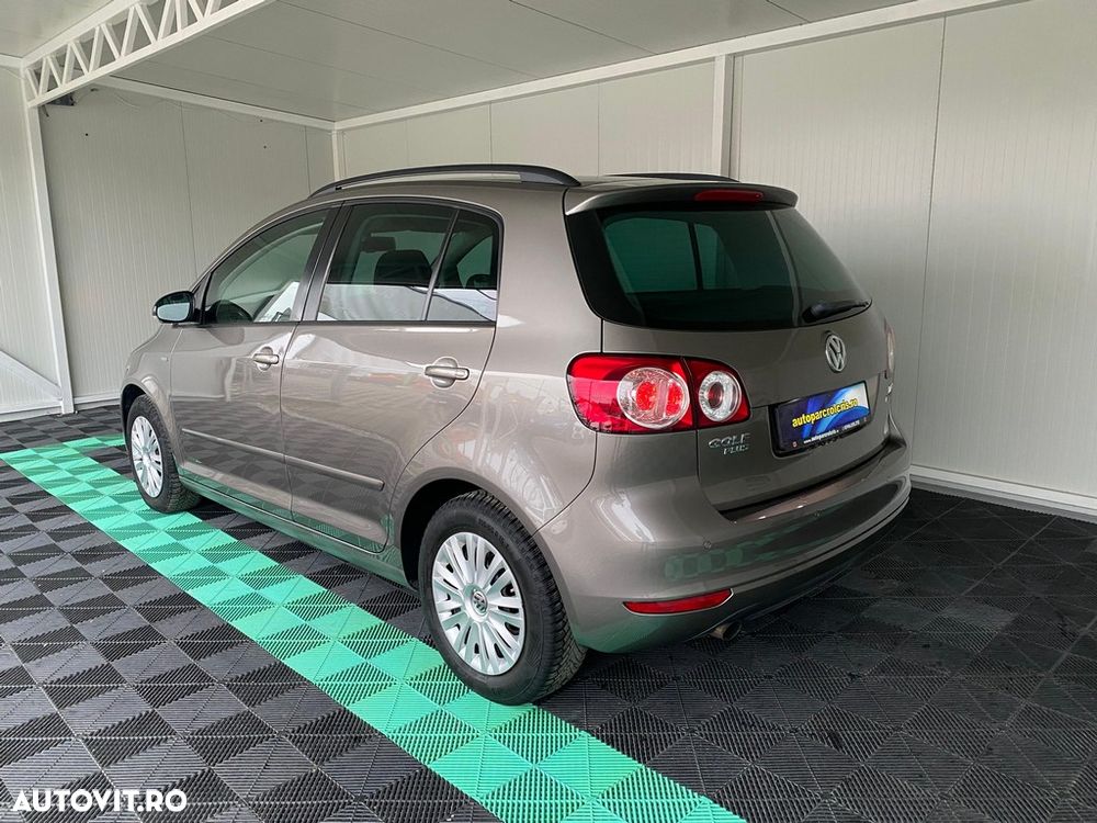 Volkswagen Golf Plus 1.6 TDI DPF BlueMotion Technology Comfortline - 10