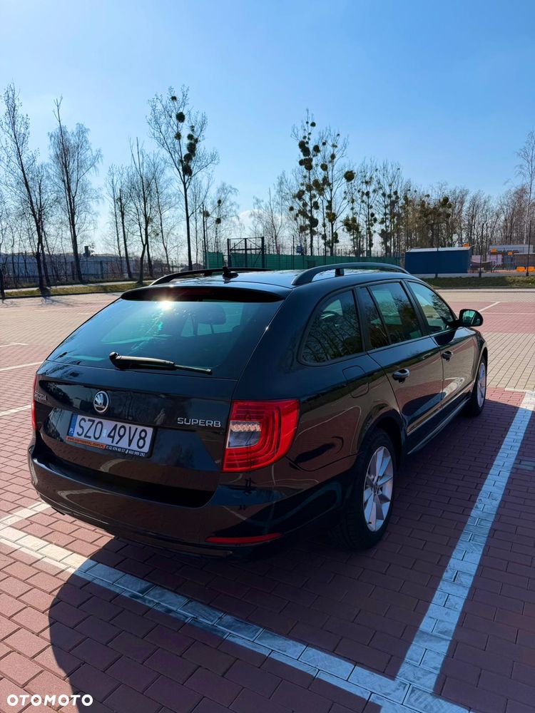 Skoda Superb 2.0 TDI Elegance - 3