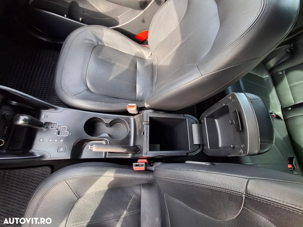 Hyundai ix35 2.0 CRDI High 4WD GLS Aut. Premium - 6