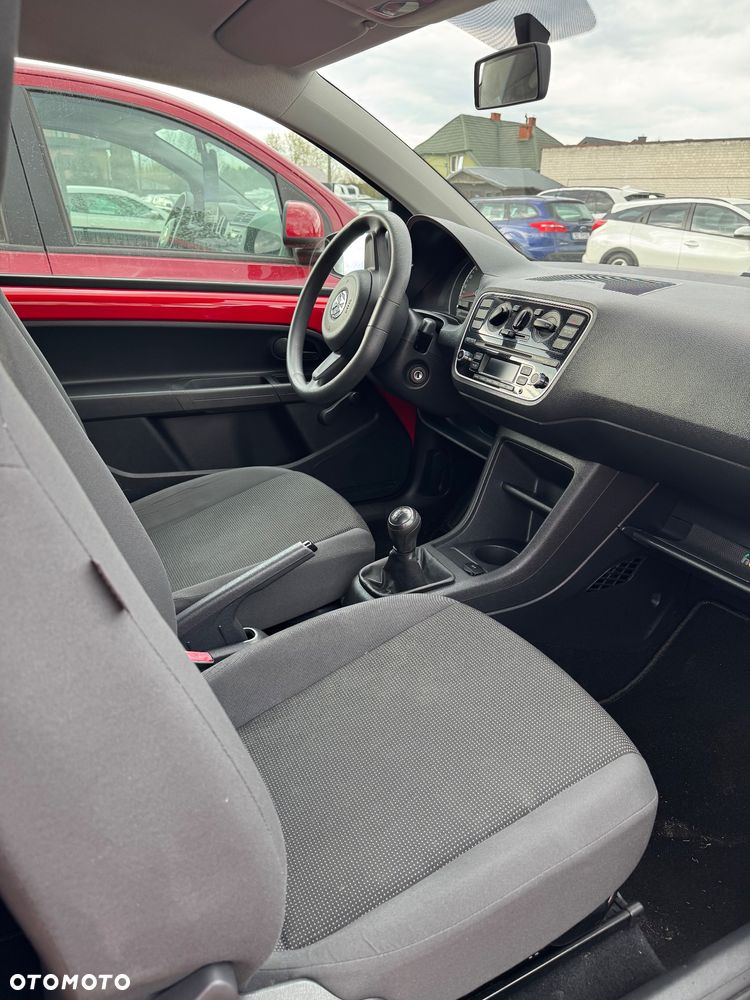 Volkswagen up! 1.0 white - 24