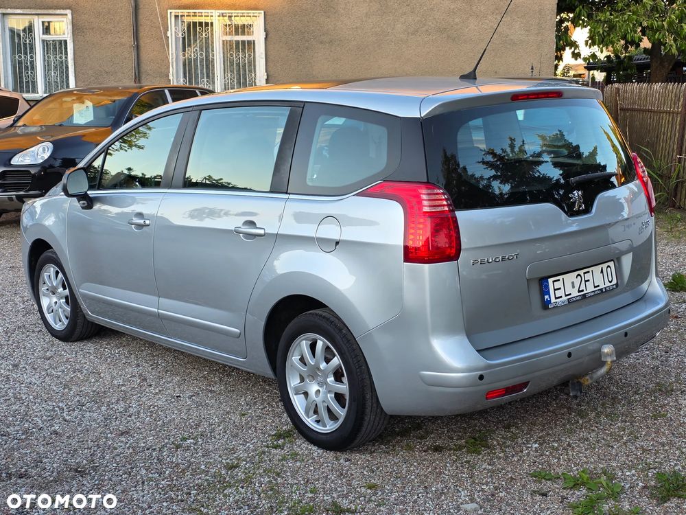 Peugeot 5008 155 THP Family Plus - 2
