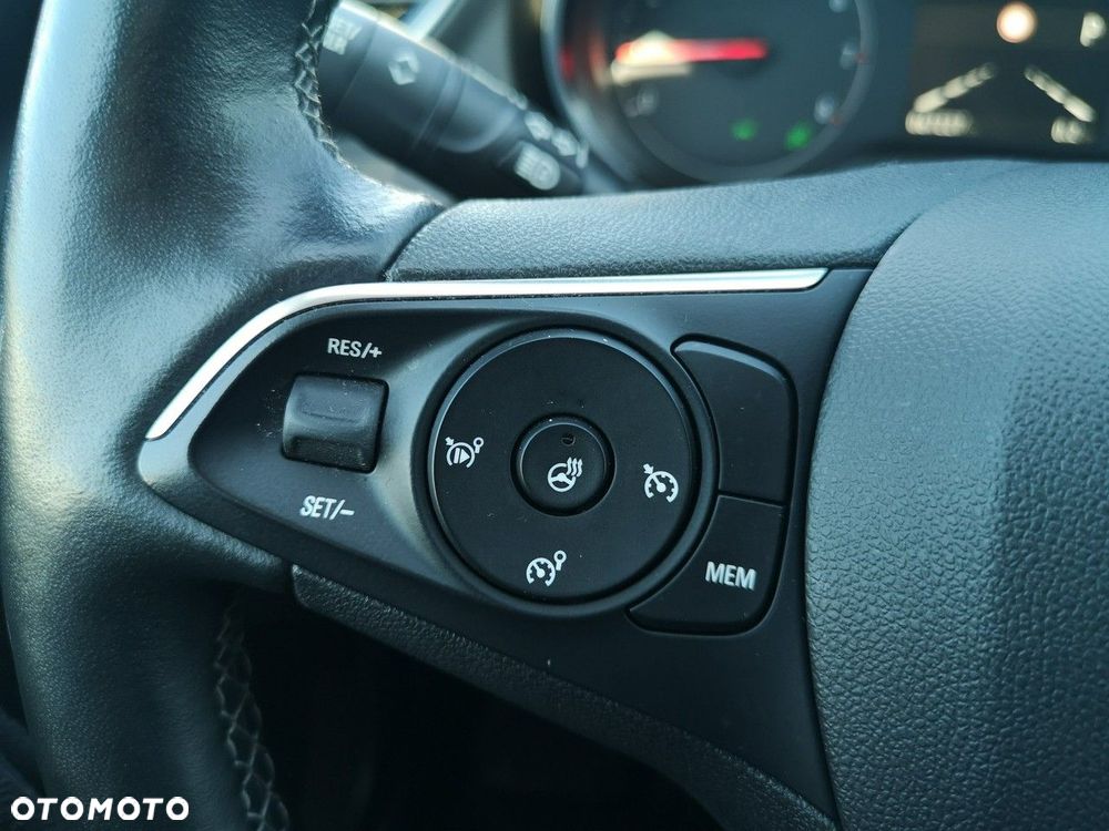 Opel Grandland X 1.2 T GPF Ultimate S&S - 32