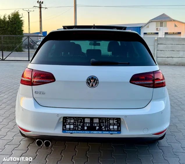 Volkswagen Golf GTD 2.0 TDI SCR DSG - 14