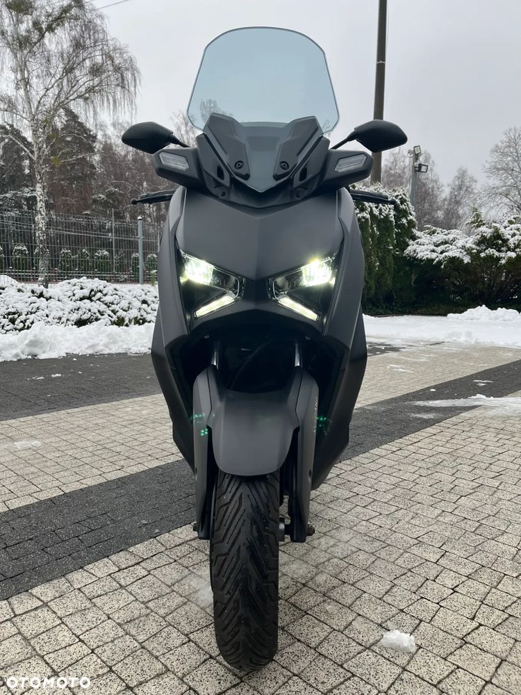 Yamaha X-max - 8
