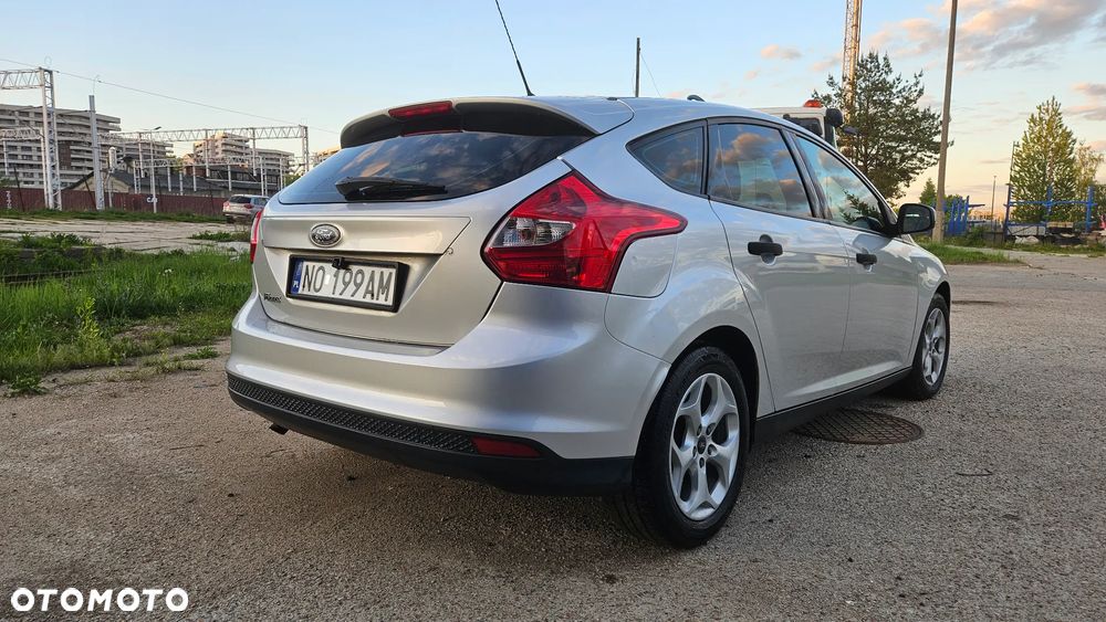 Ford Focus 1.6 TDCi Ambiente - 6