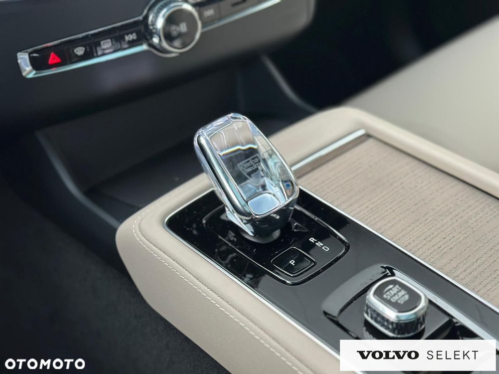 Volvo XC 90 - 37