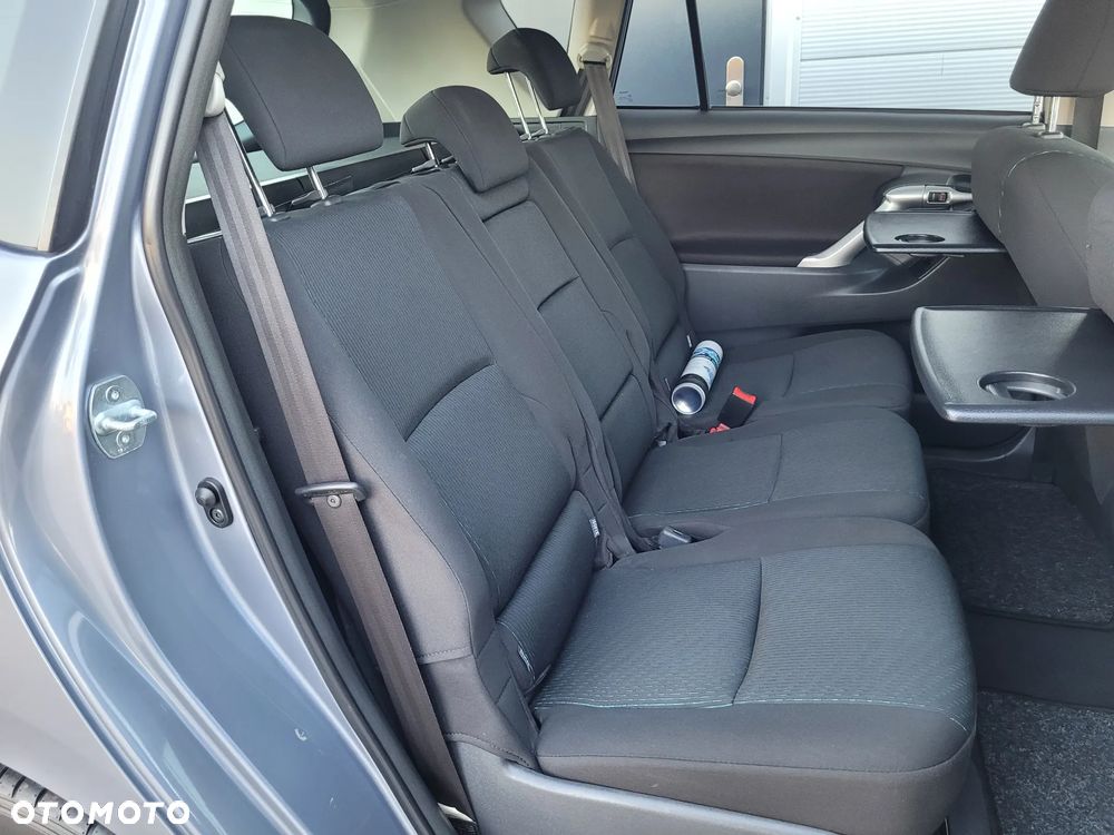 Toyota Verso 1.8 Executive - 6