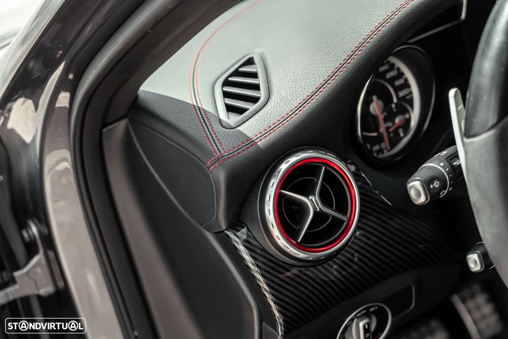 Mercedes-Benz GLA 45 AMG 4-Matic - 21