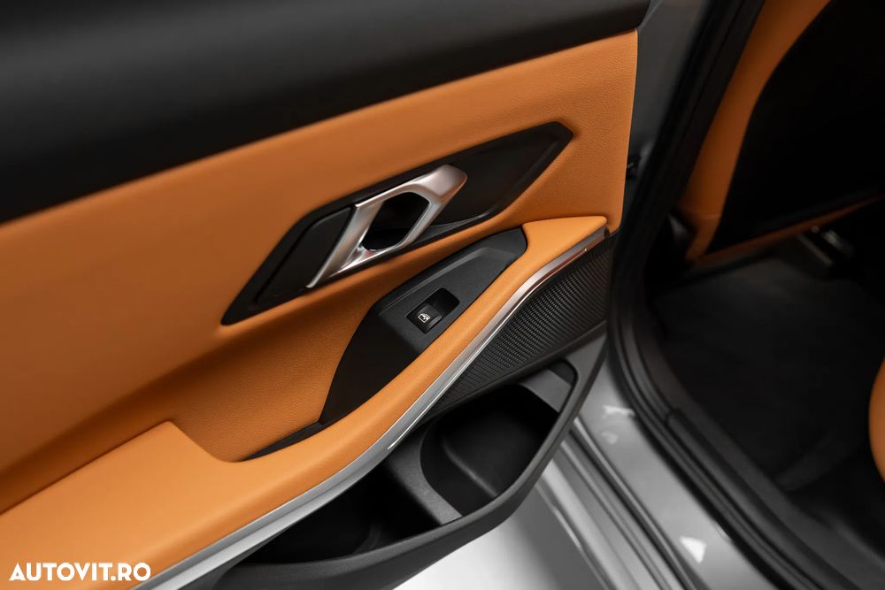 BMW Seria 3 330i xDrive Aut. - 22