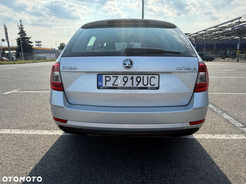 Skoda Octavia 1.6 TDI SCR Ambition - 4