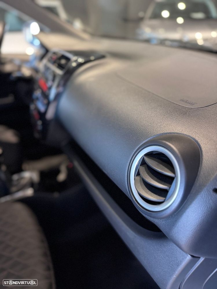 Mitsubishi Space Star 1.2 Intense - 22