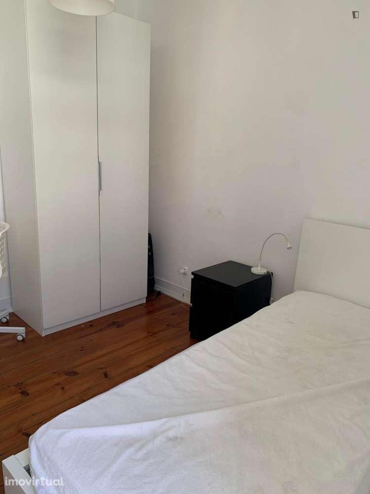 Quarto - localizado em Arroios Lisbon - Grande imagem: 2/6