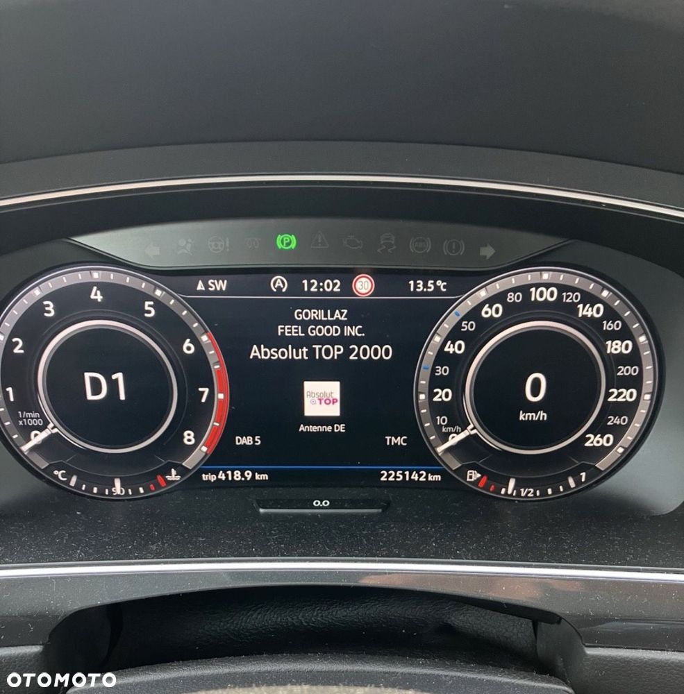 Volkswagen Tiguan - 5