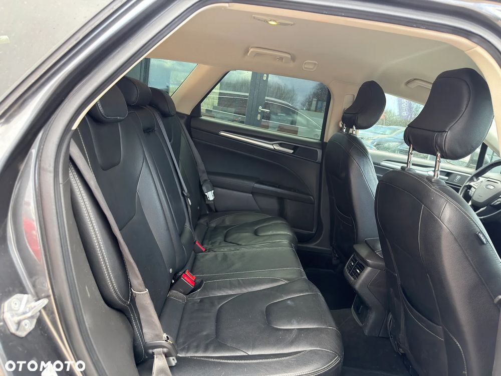 Ford Mondeo 2.0 TDCi Ambiente - 29