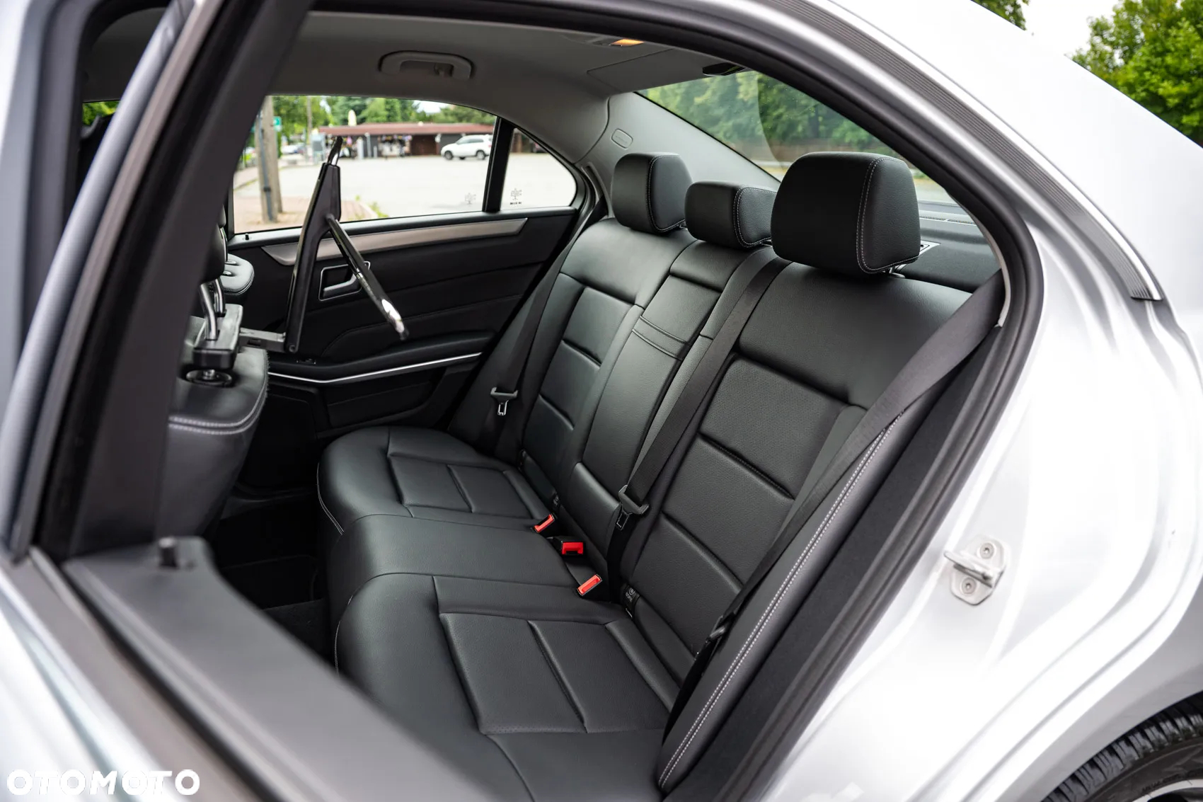 Mercedes-Benz Klasa E 220 BlueTEC 4-Matic Avantgarde - 29