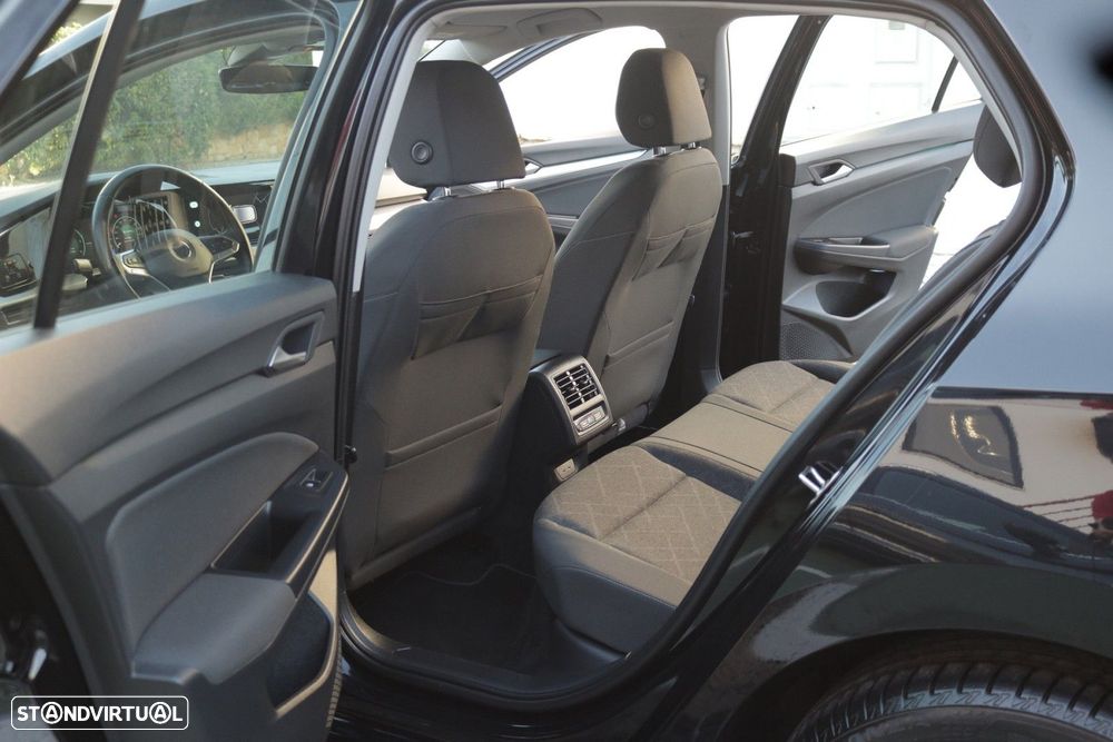 VW Golf 2.0 TDI Life - 22