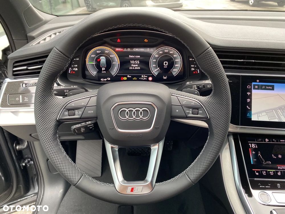 Audi Q7 - 10