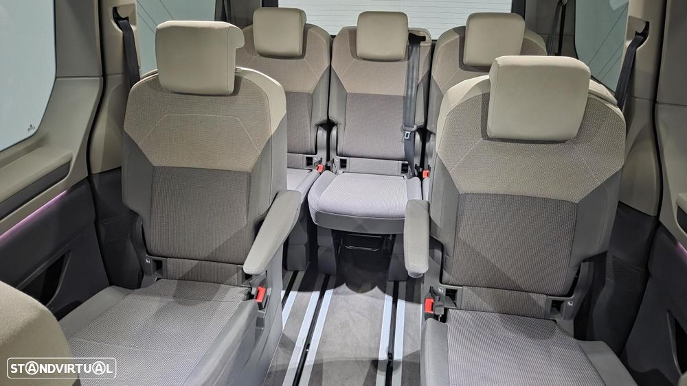 VW Multivan 2.0 TDI Style Longa DSG - 8
