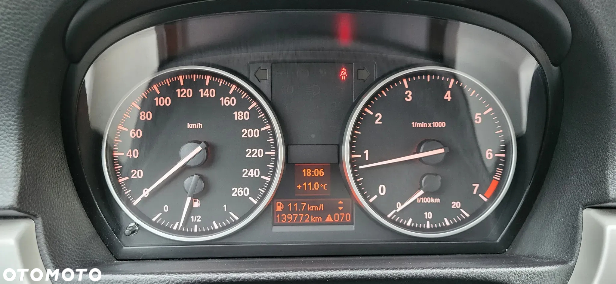 BMW Seria 3 318i - 21