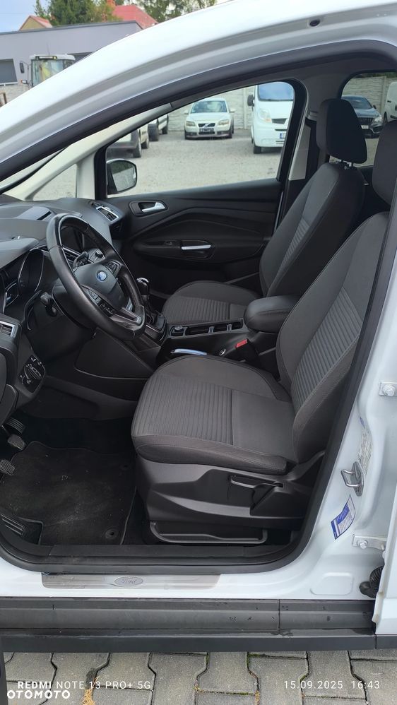 Ford C-MAX 1.6 Titanium - 23