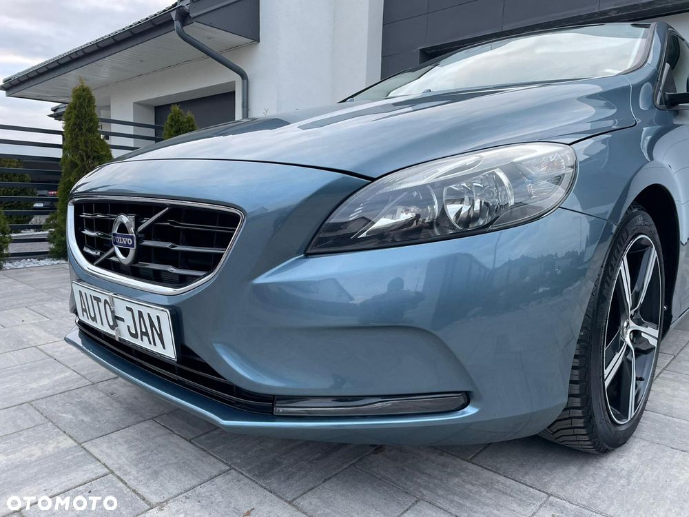 Volvo V40 D2 Summum - 38