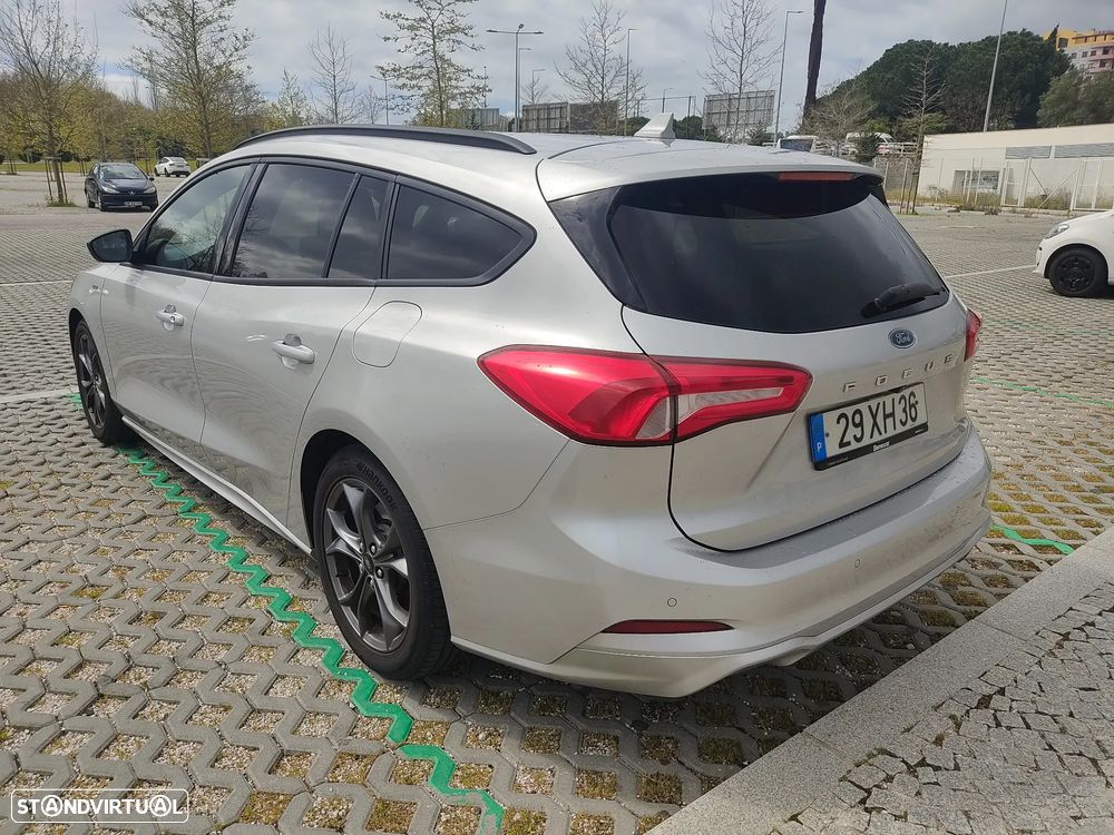 Ford Focus SW 1.0 EcoBoost ST-Line - 4