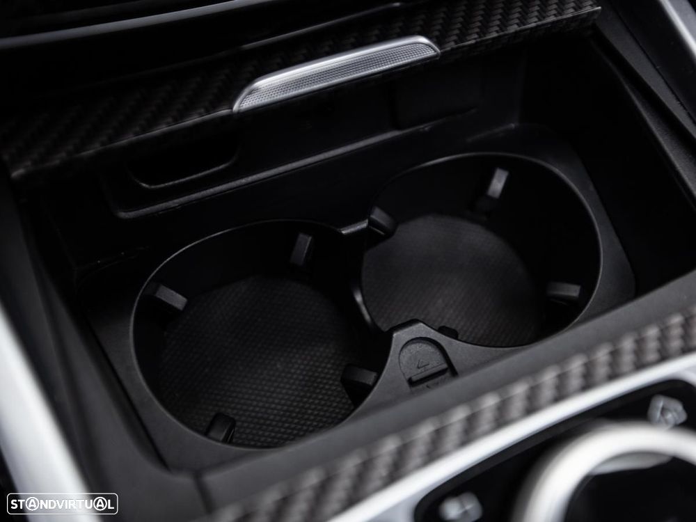 Mercedes-Benz G 63 AMG - 40