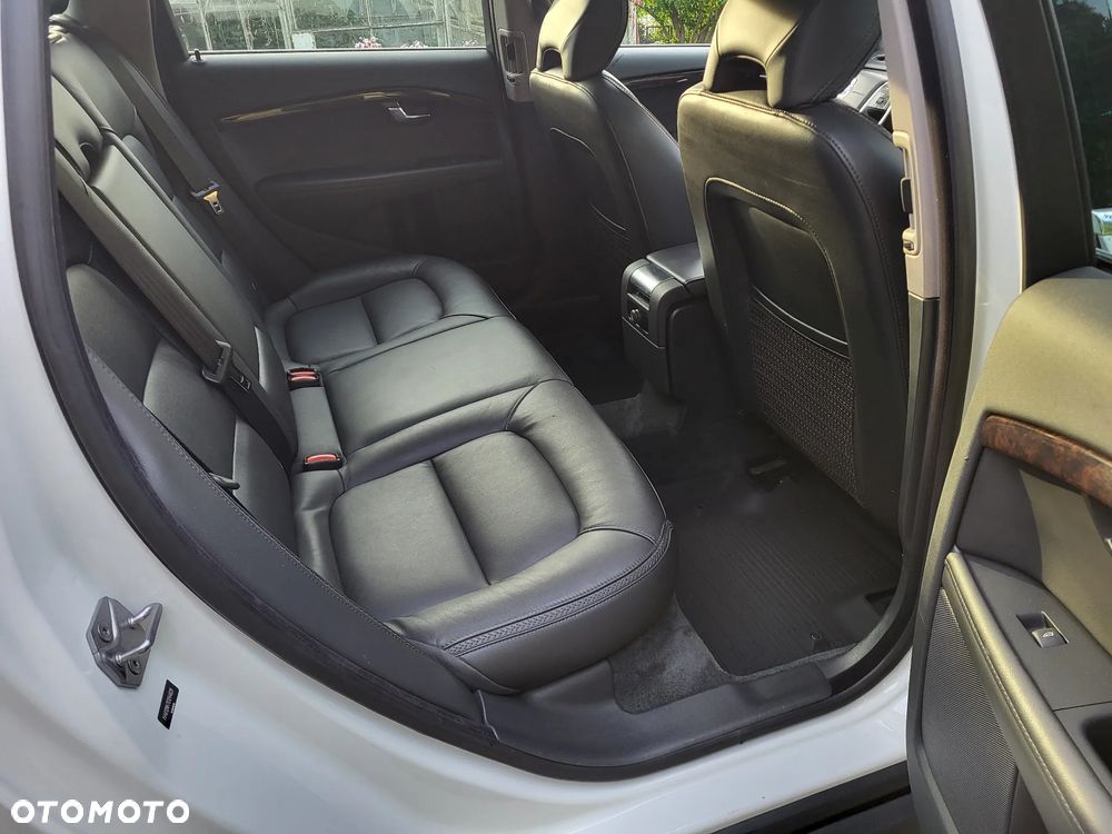 Volvo XC 70 - 26