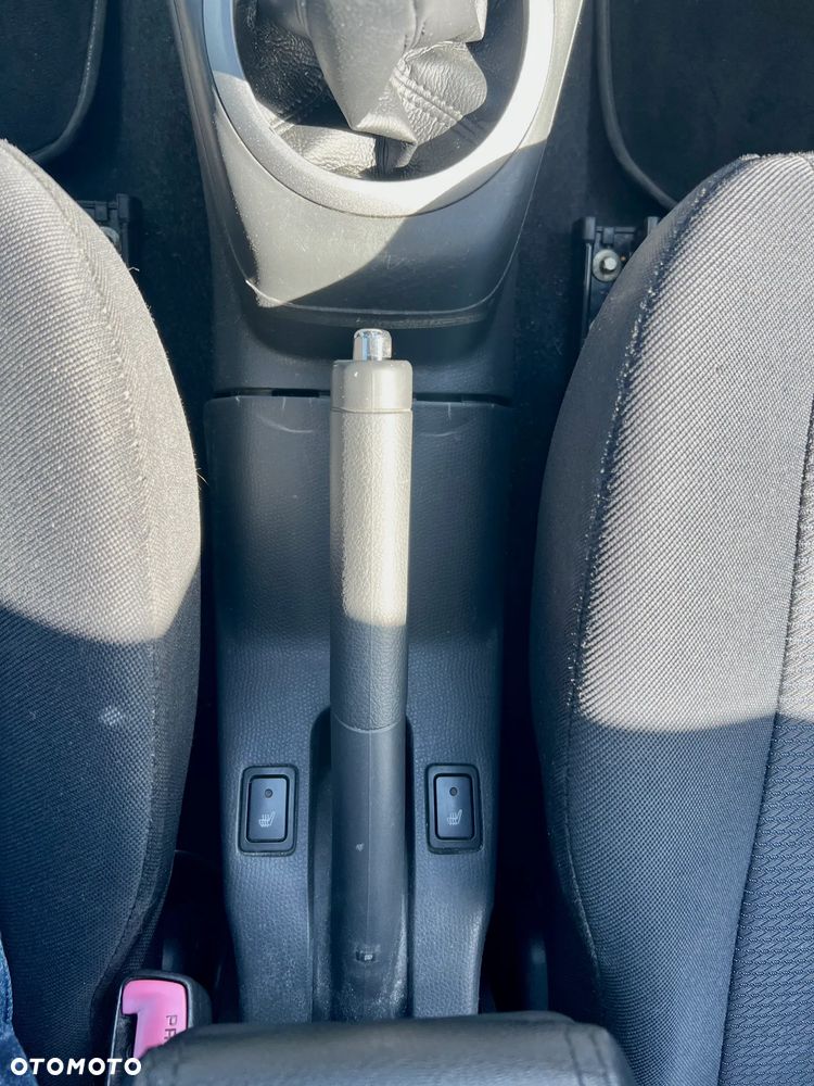 Suzuki Swift 1.3 Sakura - 4