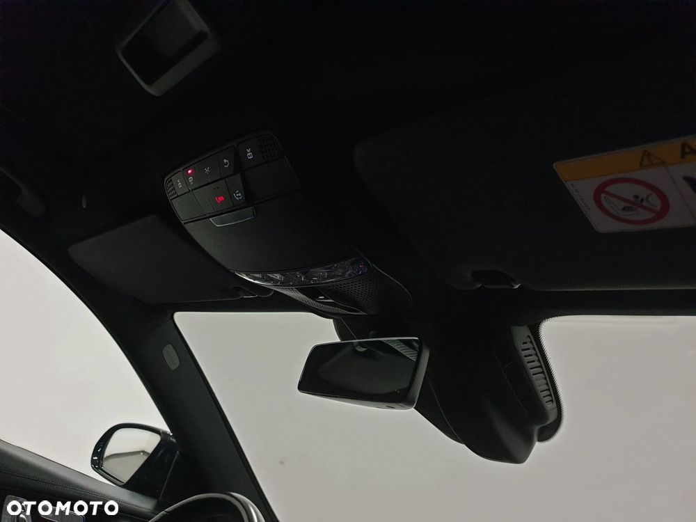 Mercedes-Benz Klasa E 300 de 4Matic 9G-TRONIC AMG Line - 35