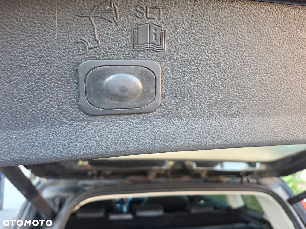 Ford Kuga 1.5 EcoBoost 2x4 Titanium - 11