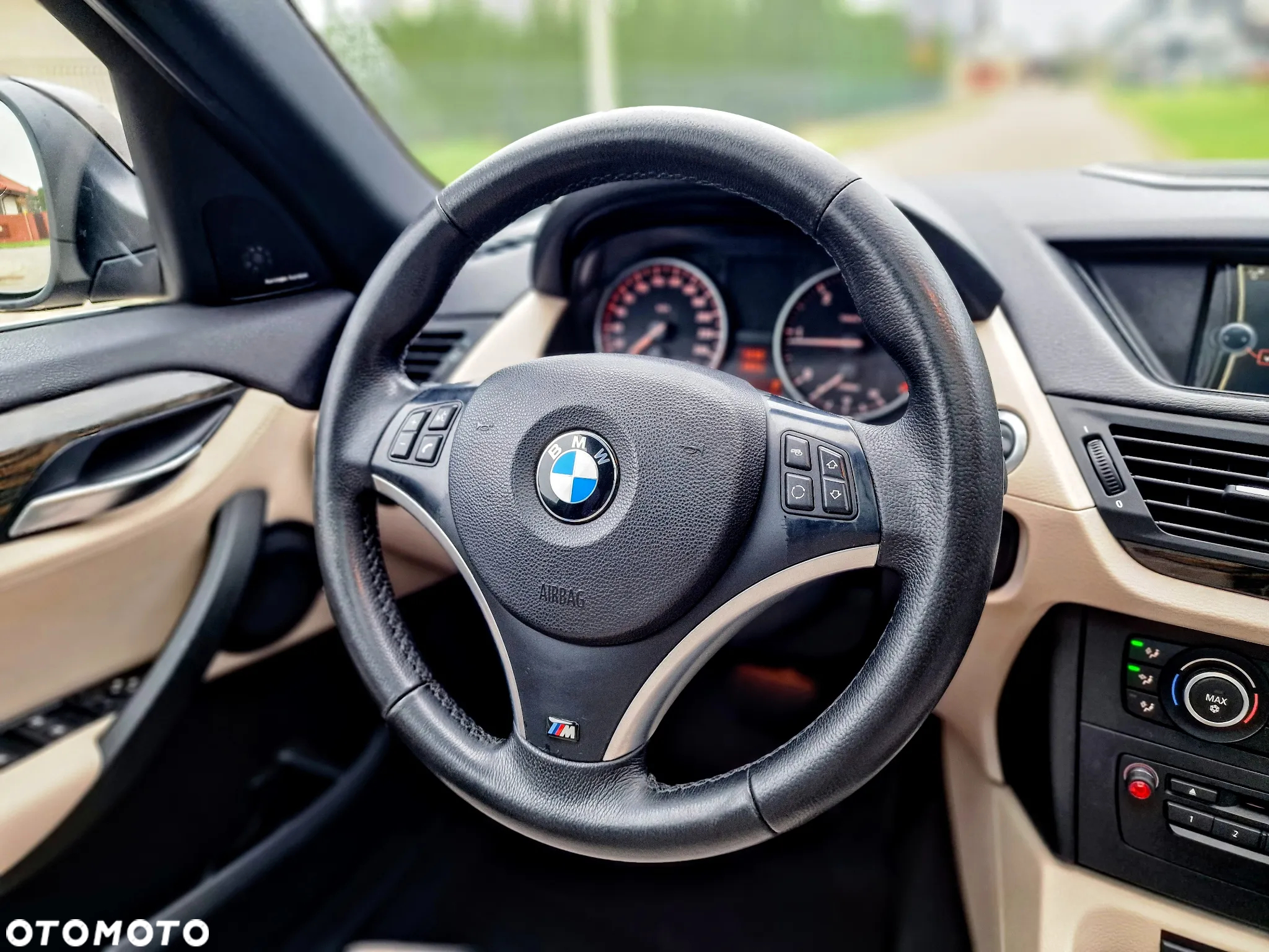 BMW X1 xDrive23d - 13