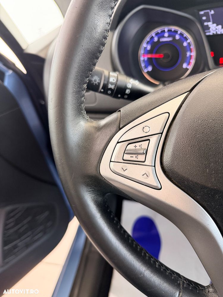 Hyundai ix20 1.4 blue YES! Gold - 11