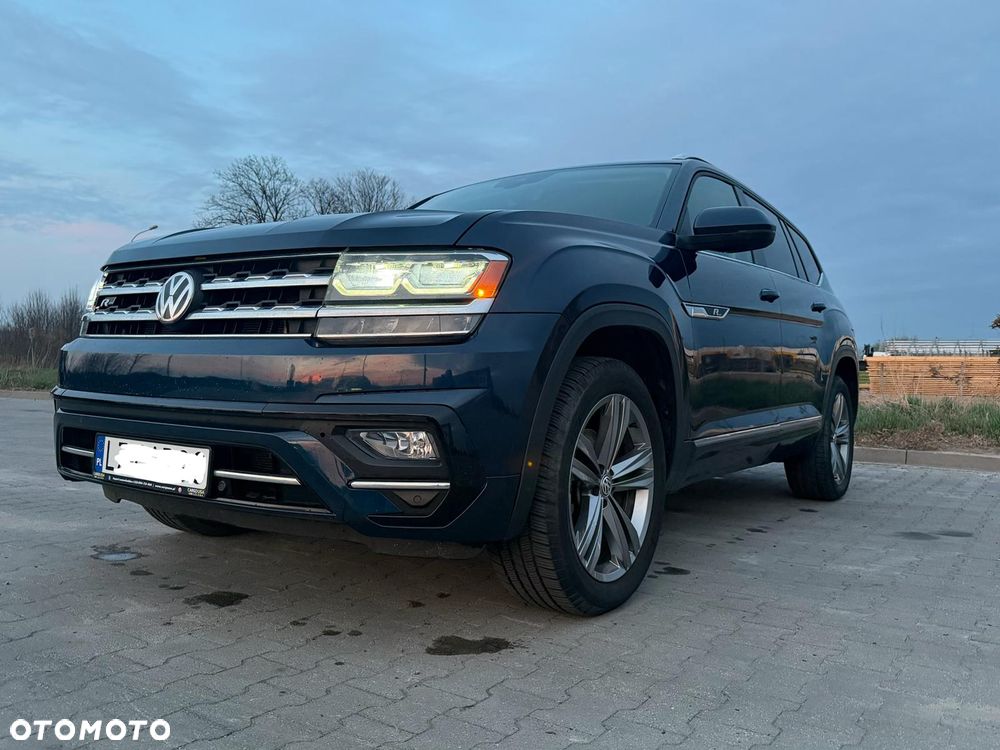 Volkswagen Atlas - 2