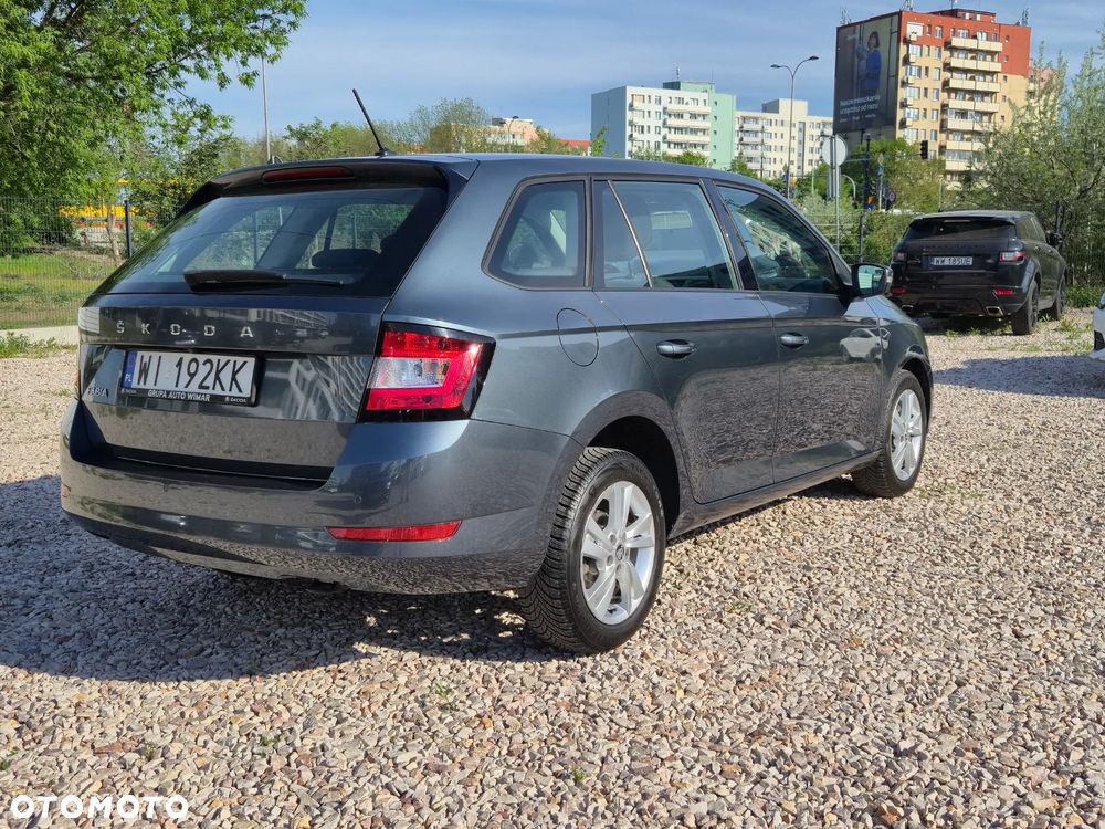 Skoda Fabia 1.0 TSI Monte Carlo - 7