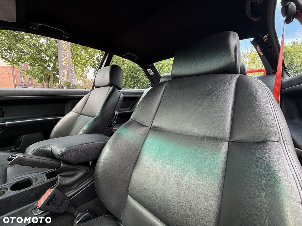 BMW Seria 3 320i - 34