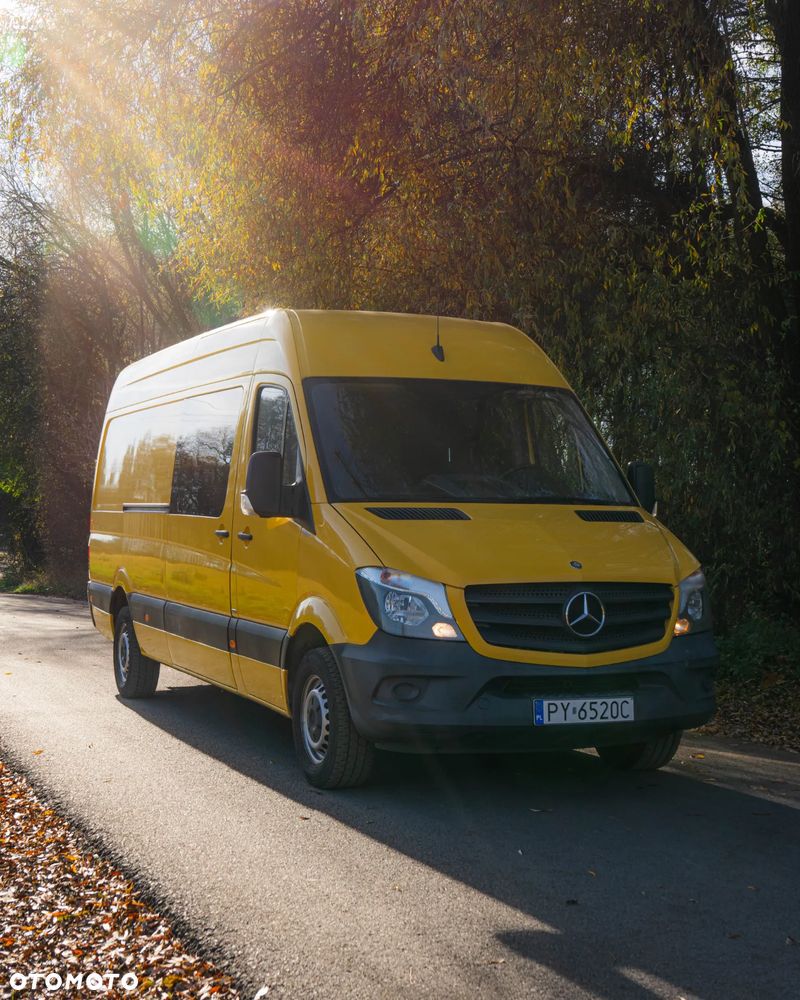 Mercedes-Benz Sprinter - 2