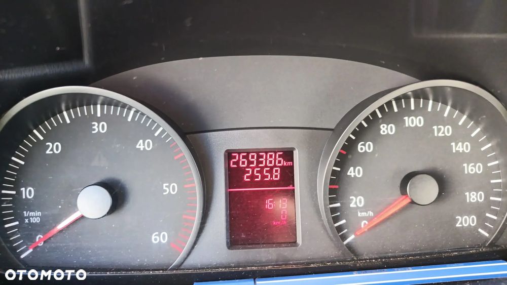 Volkswagen Crafter - 4