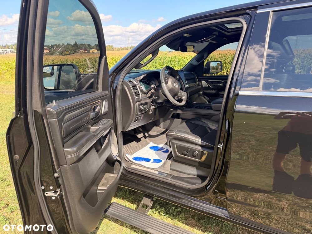 RAM 1500 5.7 Crew Cab Limited - 17