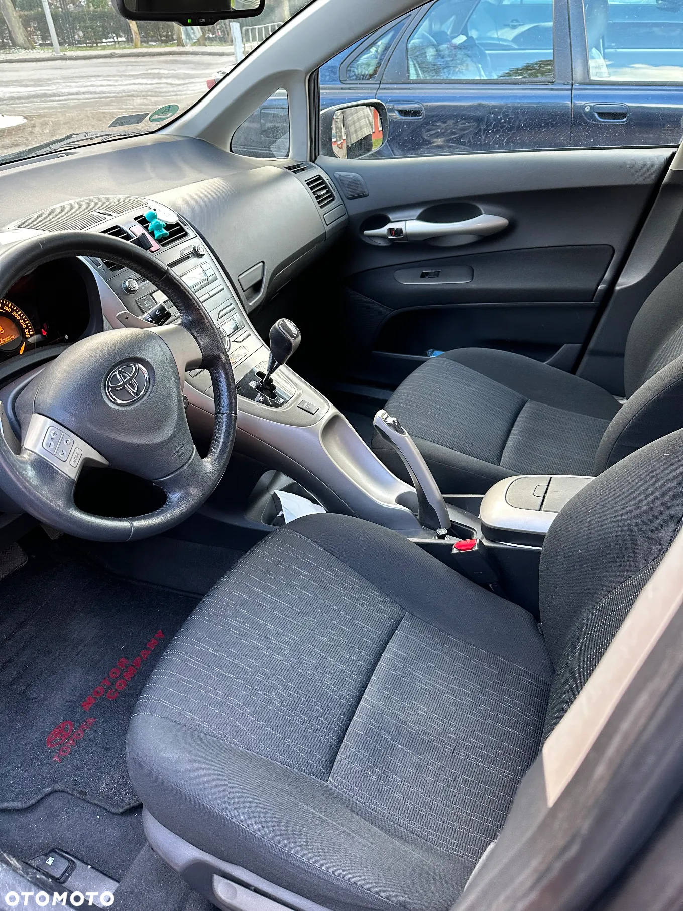 Toyota Auris 1.6 VVT-i Luna MM - 11