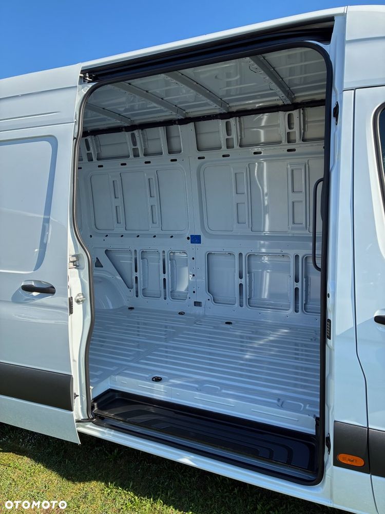 Mercedes-Benz SPRINTER 317 CDI Furgon PRO L4H2 - 19