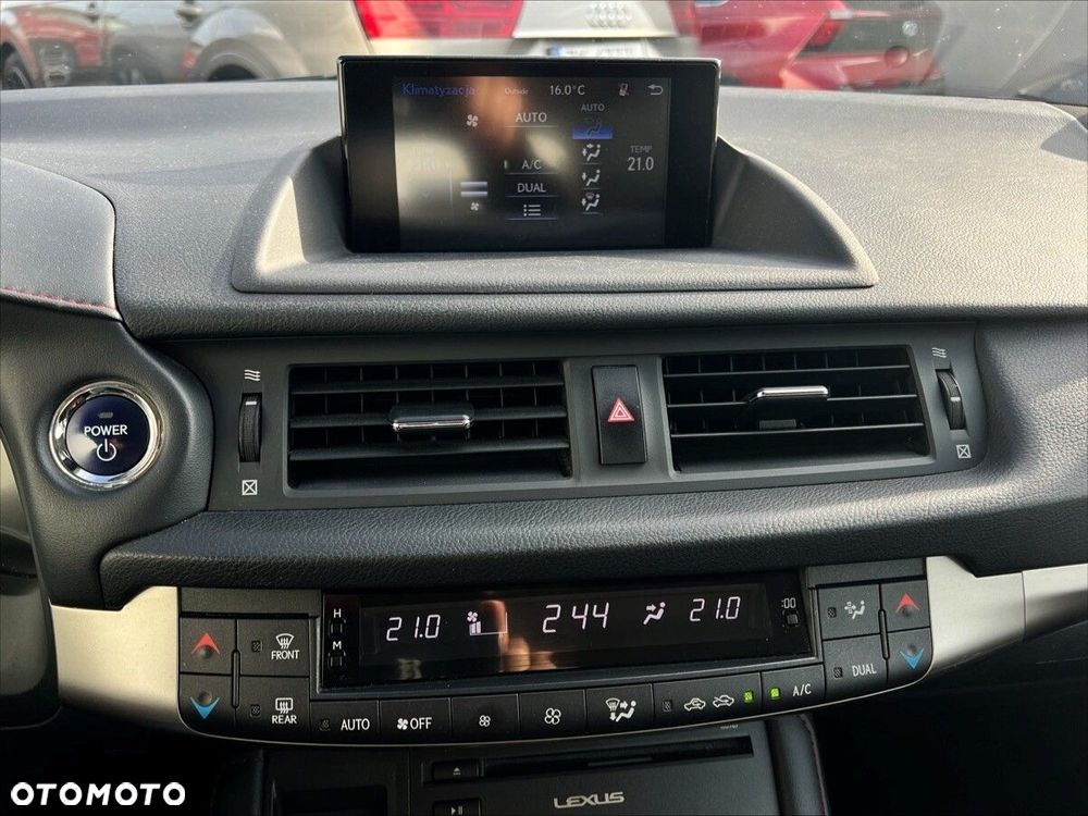 Lexus CT - 20