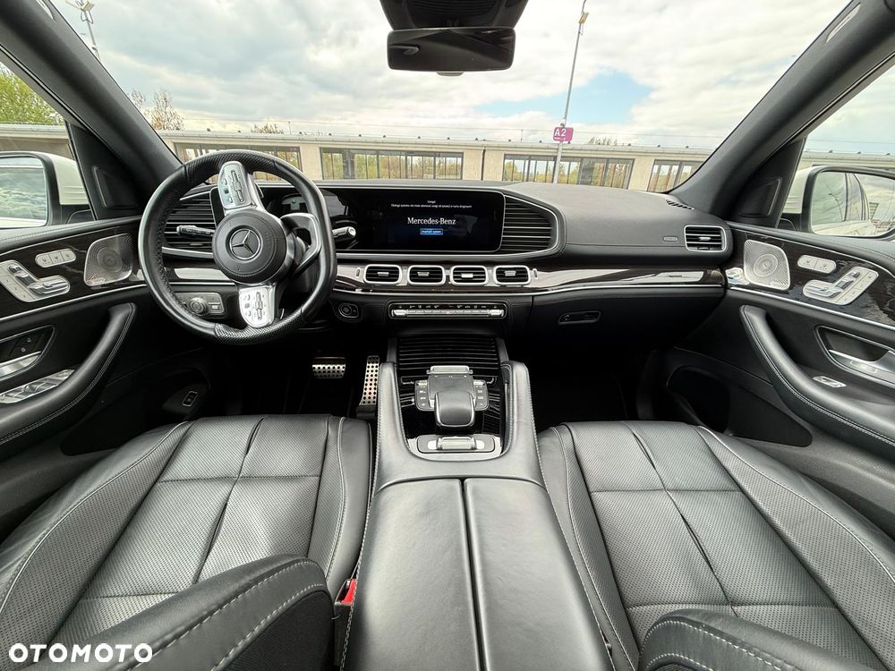 Mercedes-Benz GLS - 18