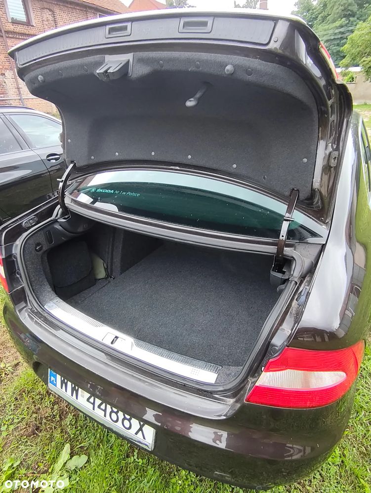 Skoda Superb 1.8 TSI Family - 15