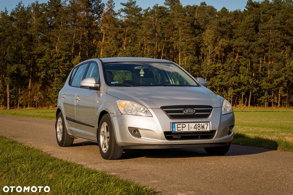 Kia Ceed - 3