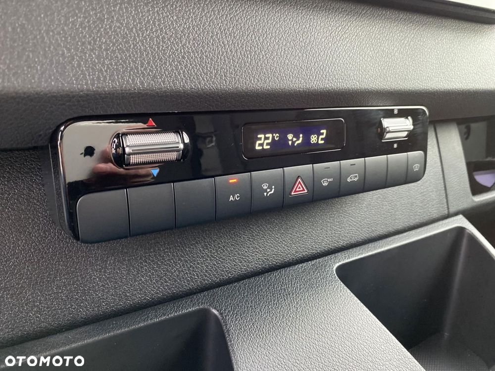 Mercedes-Benz Sprinter - 18