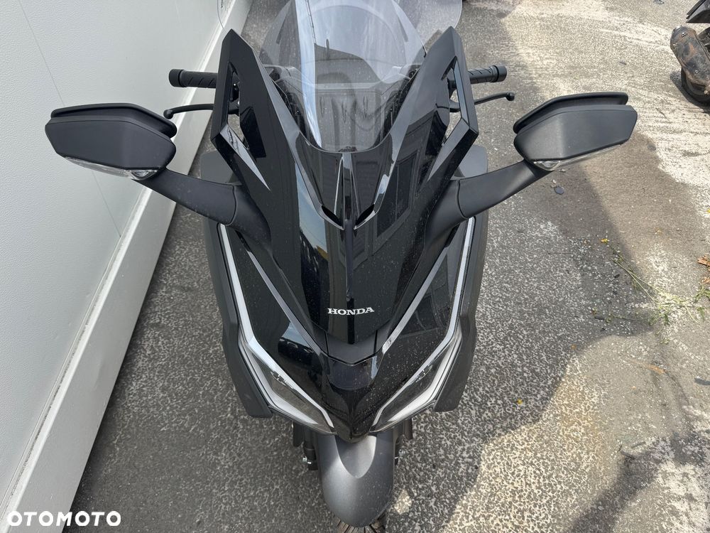 Honda NSS - 9