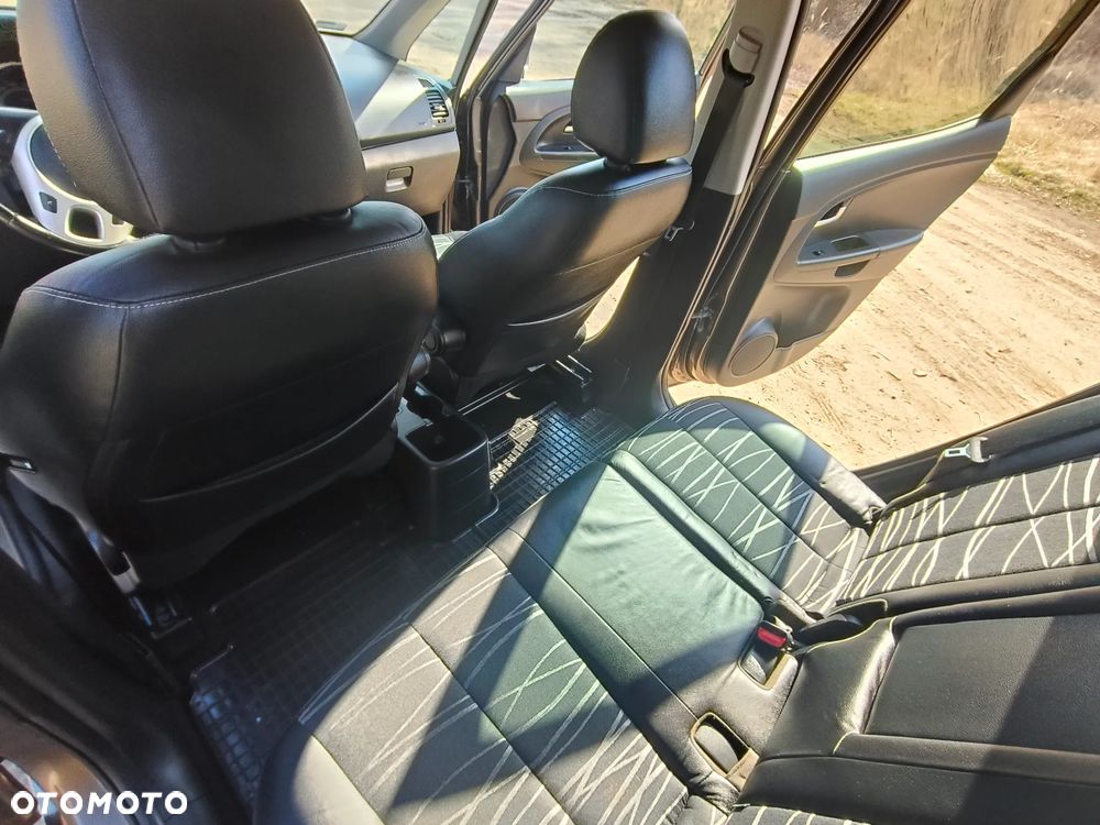 Kia Venga 1.6 Business Line - 9