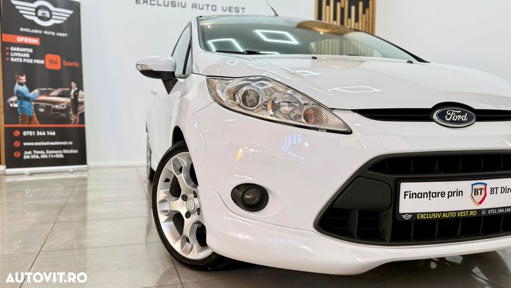 Ford Fiesta 1.6 TDCI Ghia - 12