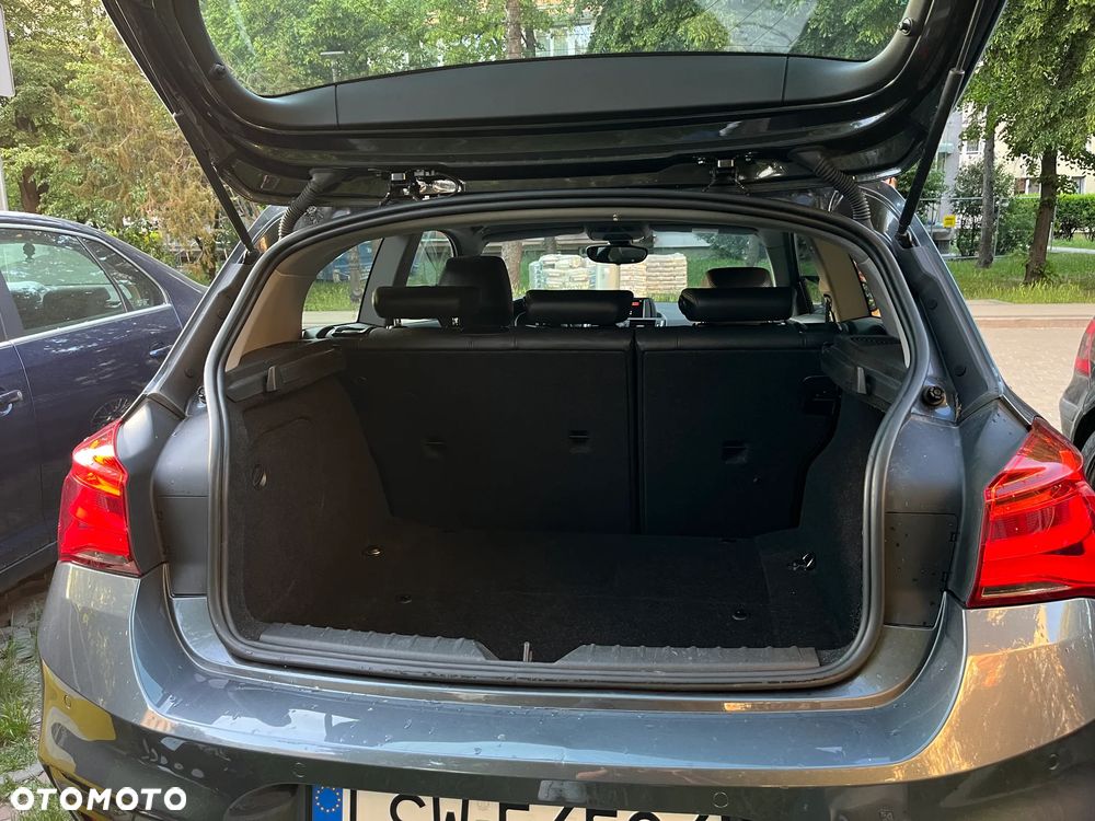 BMW Seria 1 120i - 19